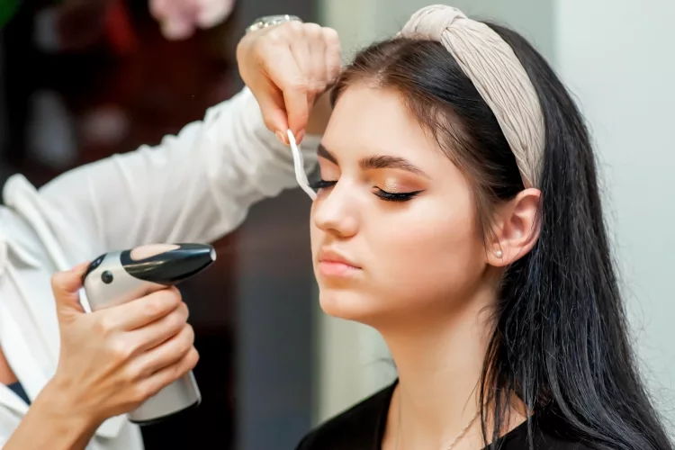 Airbrush Makeup- Tips and Tricks