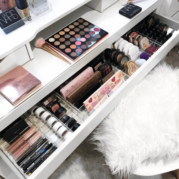 How To Store Makeup?