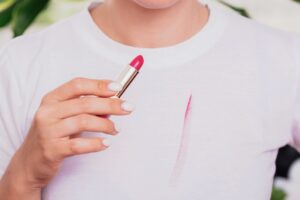 How To Remove Lipstick Stains From Clothes